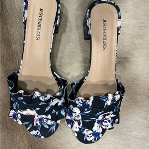 JustFab Black Floral Women's Sandals size 8